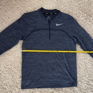 Nike Womens Dark Gray Dri Fit Golf Quarter-Zip Jacket, Size L